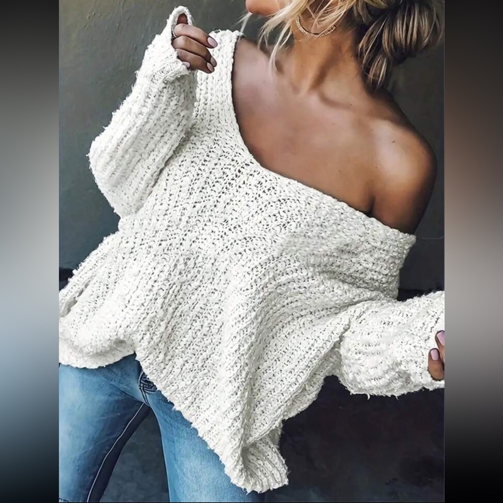 Comfy Plus Size Loose Knit Sweater Top - Picture 5 of 5
